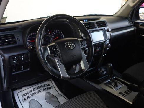 Used 2016 Toyota 4Runner SR5 AWD/4WD image 13