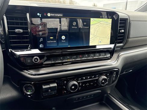 New 2026 Chevrolet Silverado 2500 ZR2 image 13