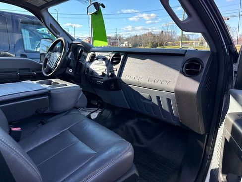 Used 2016 Ford F350 XL w/ Power Equipment Group image 7
