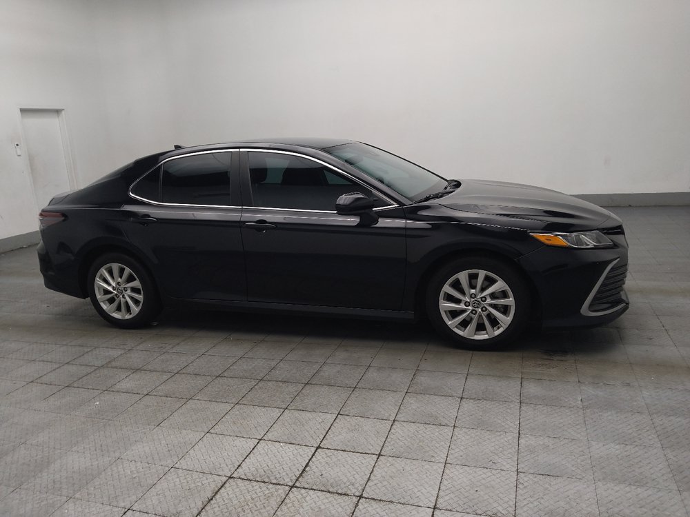 Used 2021 Toyota Camry LE FWD image 11