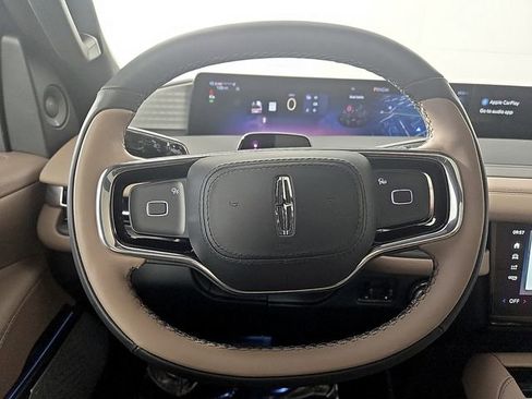 New 2026 Lincoln Navigator L Black Label image 18