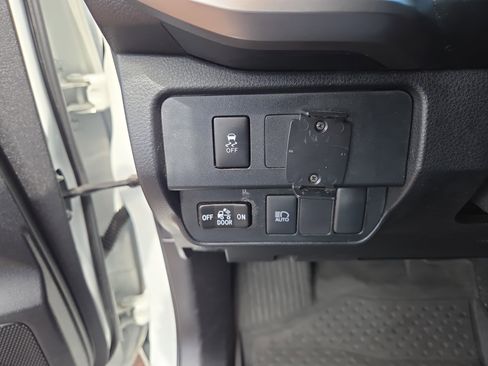 Used 2023 Toyota Tacoma SR5 image 28