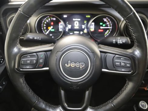 Used 2023 Jeep Wrangler Unlimited w/ Cold Weather Group image 32