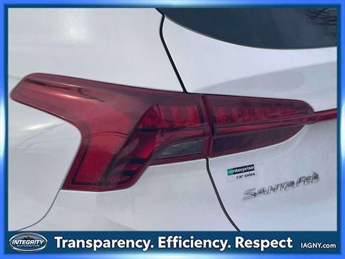 Used 2023 Hyundai Santa Fe SEL image 11