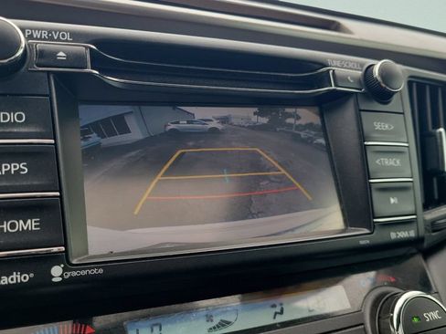 Used 2016 Toyota RAV4 XLE FWD image 18