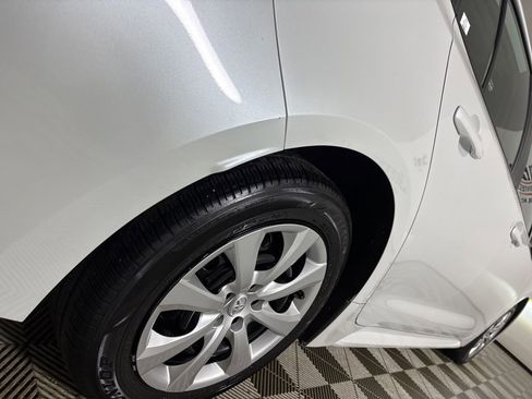 Used 2024 Toyota Corolla LE image 28