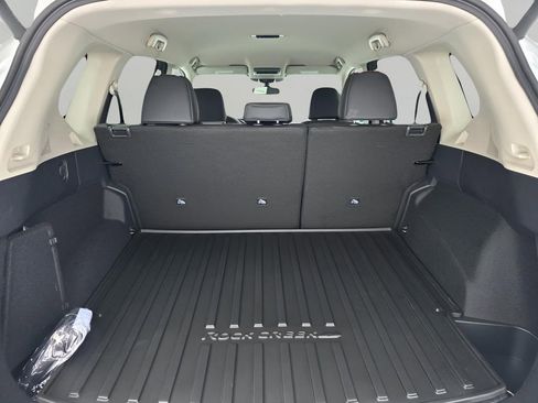 New 2026 Nissan Rogue SV image 9