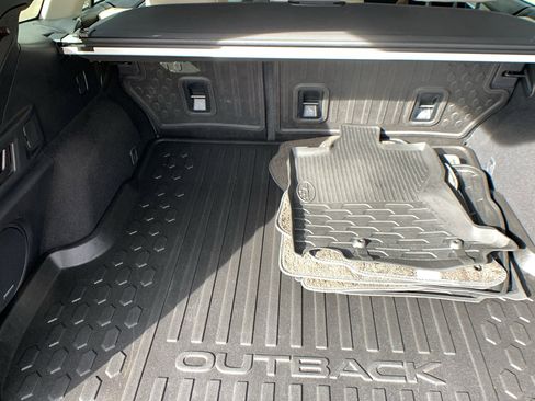 Used 2022 Subaru Outback Limited XT w/ Popular Package #2 image 23