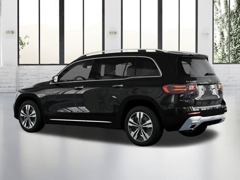 Used 2026 Mercedes-Benz GLB 250 4MATIC image 30