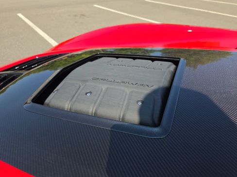 Used 2016 Chevrolet Corvette Z06 w/ 3LZ Preferred Equipment Group RWD image 8