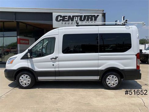 Used 2019 Ford Transit 150 XLT image 4