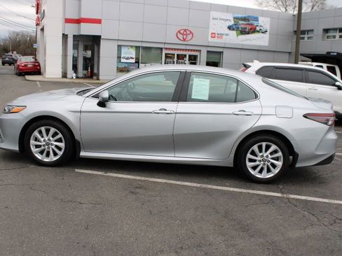 Certified 2023 Toyota Camry LE image 3