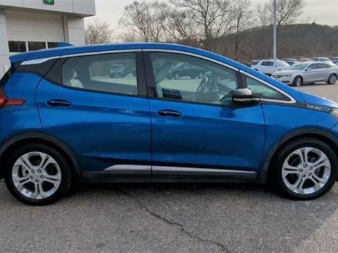 Used 2017 Chevrolet Bolt LT image 9