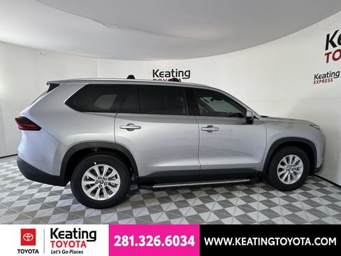 New 2026 Toyota Grand Highlander FWD image 4