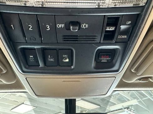 Used 2012 Toyota 4Runner Limited AWD/4WD image 48