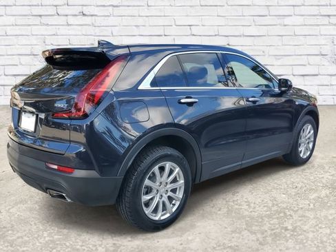 Certified 2023 Cadillac XT4 Luxury image 4