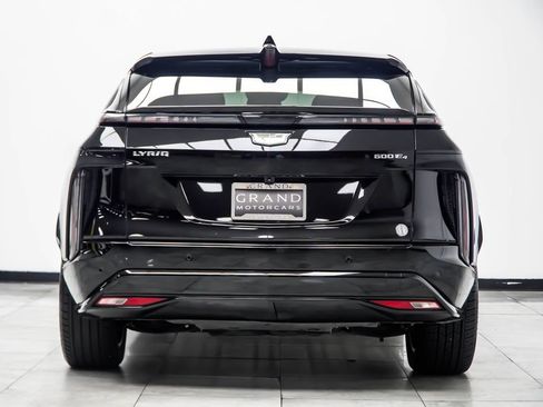 Used 2025 Cadillac Lyriq Sport w/ LPO, Floor Liner Package AWD/4WD image 12
