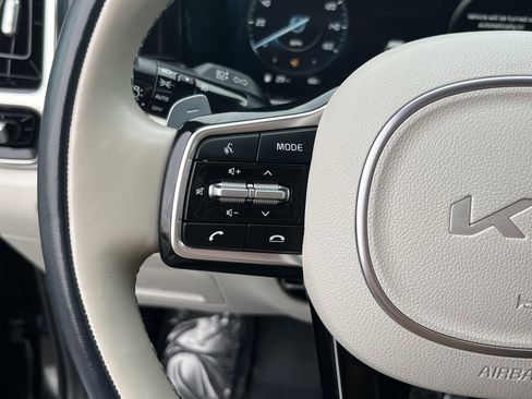 Used 2023 Kia Sorento SX Prestige image 21