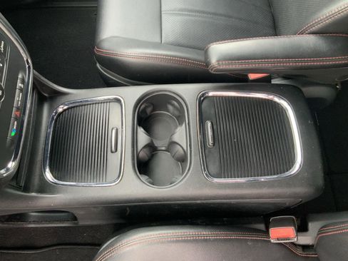 Used 2020 Dodge Grand Caravan GT FWD image 41
