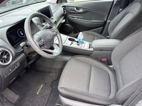 Used 2023 Hyundai Kona SE w/ Cargo Package image 11
