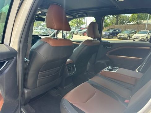 Used 2026 Subaru Forester Touring AWD/4WD image 12