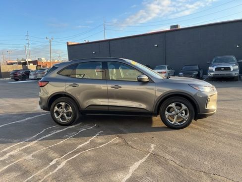 Used 2025 Ford Escape ST-Line Select image 4