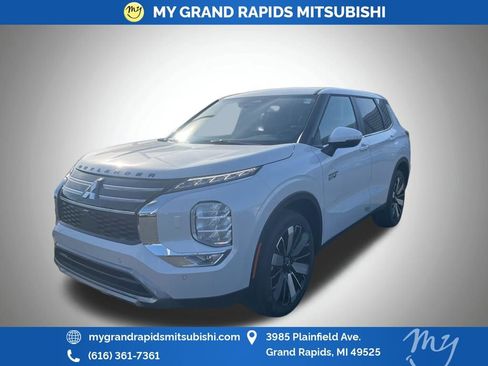 New 2026 Mitsubishi Outlander SE AWD/4WD image 1
