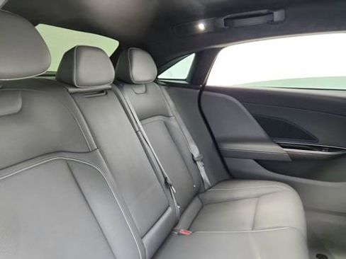 Used 2024 Lucid Air Touring image 25