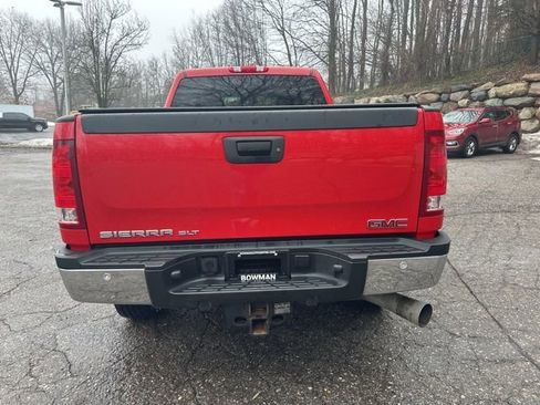 Used 2012 GMC Sierra 2500 SLT w/ SLT Convenience Package AWD/4WD image 4