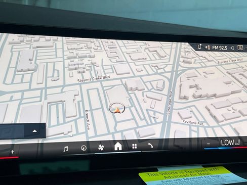 Used 2025 BMW X3 xDrive30i w/ Premium Package image 22