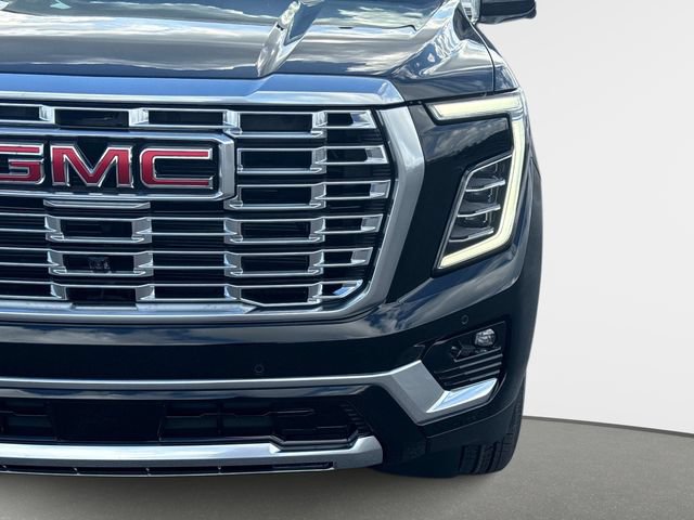 New 2026 GMC Yukon Denali w/ Denali Reserve Package AWD/4WD image 9