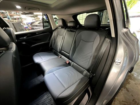 New 2026 Volkswagen Tiguan SE image 12