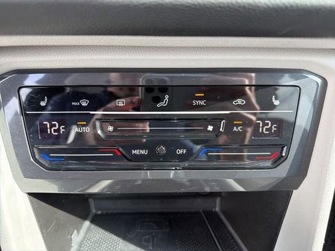 Used 2022 Volkswagen Tiguan SEL R-Line AWD/4WD image 21