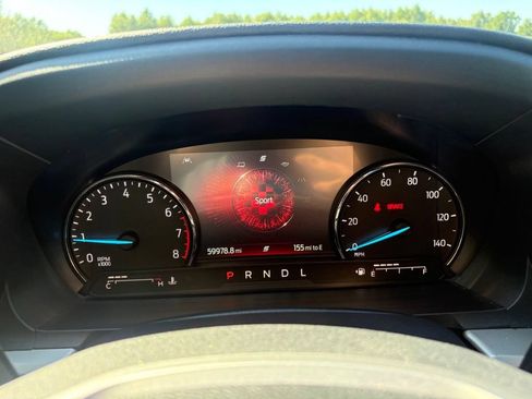 Used 2023 Ford Explorer XLT w/ Equipment Group 202A AWD/4WD image 28