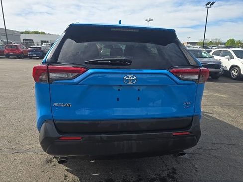Used 2020 Toyota RAV4 XLE w/ All Weather Liner Package AWD/4WD image 6