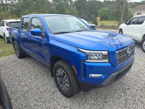 Used 2024 Nissan Frontier SL w/ Technology Package RWD image 3
