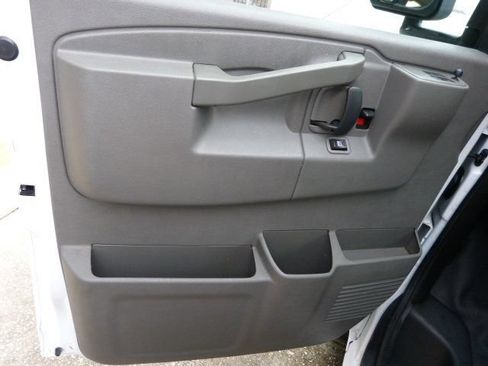 Used 2019 GMC Savana 3500 w/ Power Convenience Package RWD image 37