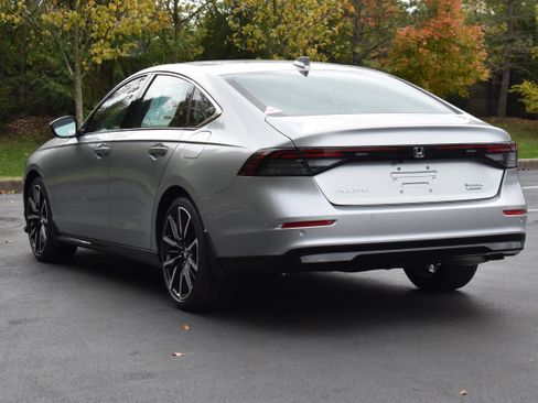 New 2026 Honda Accord Touring image 5