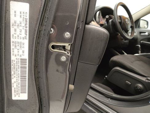 Used 2015 Dodge Journey SXT w/ Flexible Seating Group image 33