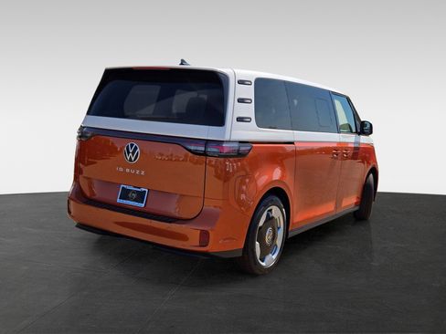 New 2025 Volkswagen ID. Buzz Pro S Plus image 4