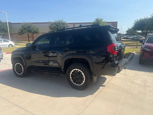 Used 2026 Toyota 4Runner TRD Off-Road Premium AWD/4WD image 4