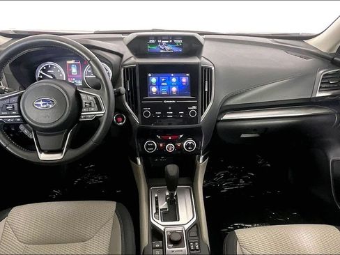 Used 2024 Subaru Forester Premium AWD/4WD image 18