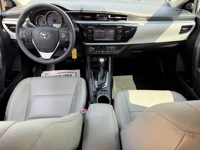 Used 2016 Toyota Corolla LE FWD image 10