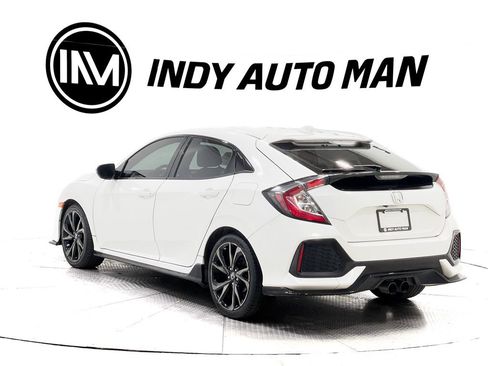 Used 2017 Honda Civic Sport image 6
