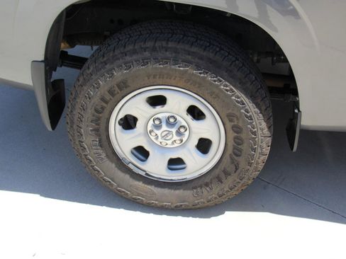 Used 2022 Nissan Frontier S w/ Technology Package AWD/4WD image 25