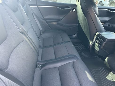 Used 2018 Tesla Model S 75D image 34
