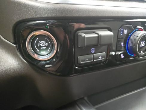 New 2026 Chevrolet Silverado 1500 LTZ w/ LTZ Convenience Package II image 18