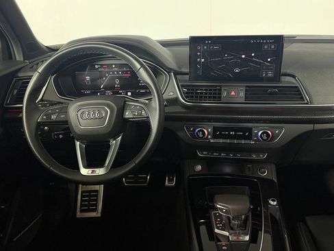 Used 2024 Audi SQ5 Prestige w/ Prestige Package AWD/4WD image 14