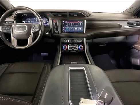 Used 2022 GMC Yukon Denali w/ Denali Premium Package RWD image 21