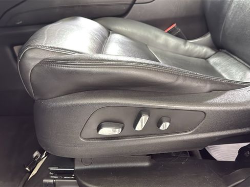 Used 2019 Cadillac XT5 Luxury image 14